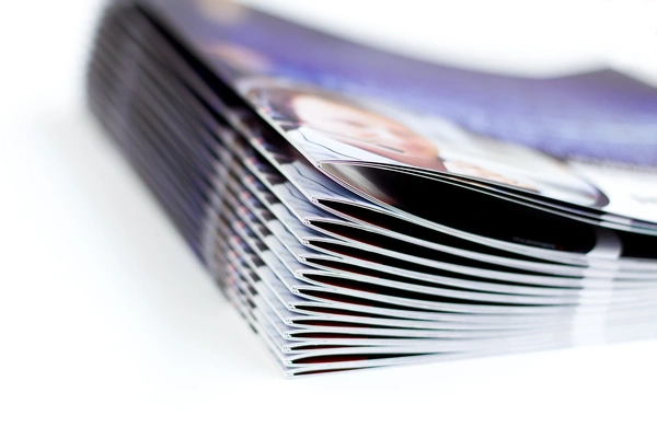  Brochures (1)